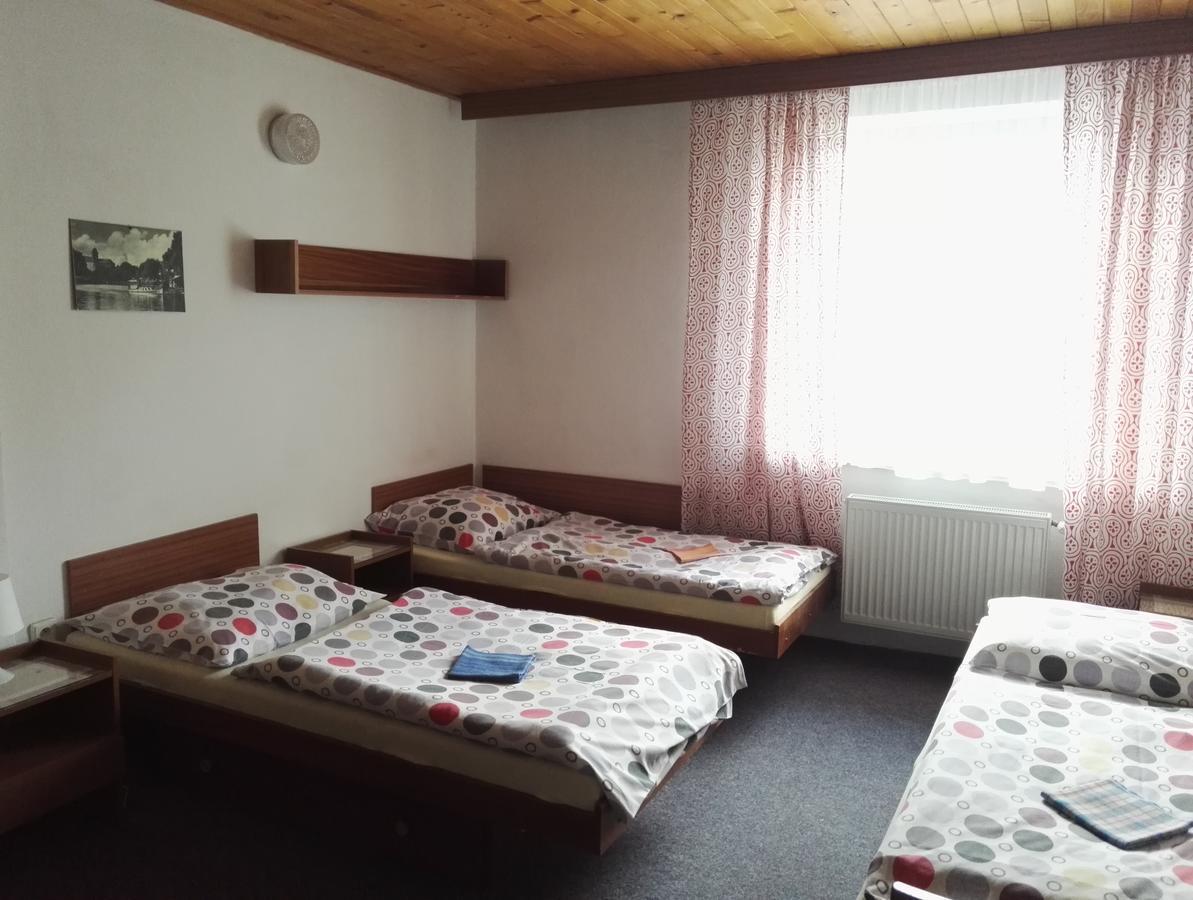Penzion Tenis Poděbrady Exterior foto